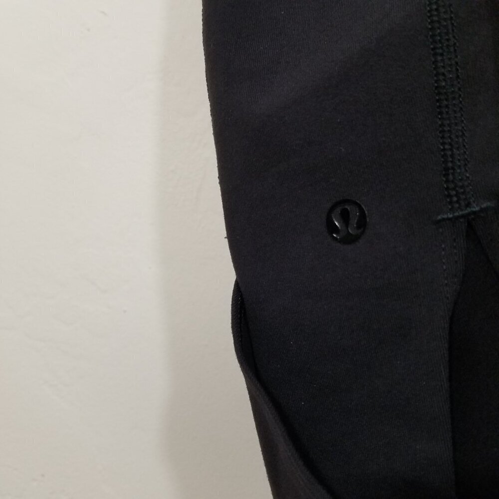 Lululemon Crop Leggings with Skirt Overlay - Picture 6 of 6